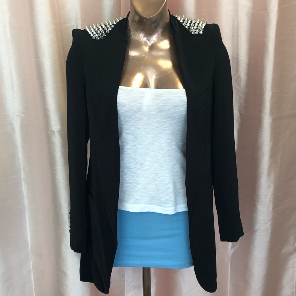 Zara Basic Spike Shoulder Blazer